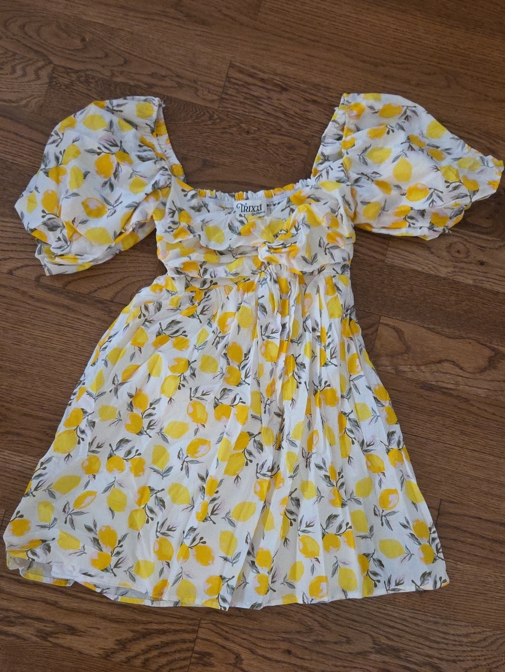 Trixxi Lemon-Print Puff Sleeve Mini Dress in Yellow and White